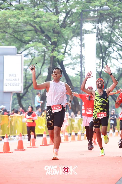 Race photo from ONE RUN 10K 2025