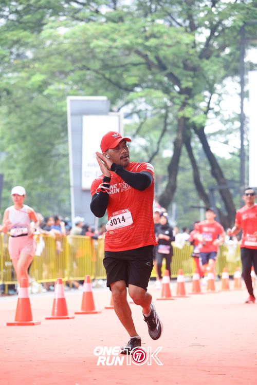 Race photo from ONE RUN 10K 2025