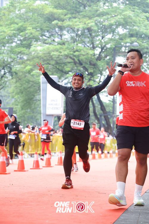 Race photo from ONE RUN 10K 2025