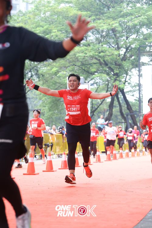 Race photo from ONE RUN 10K 2025