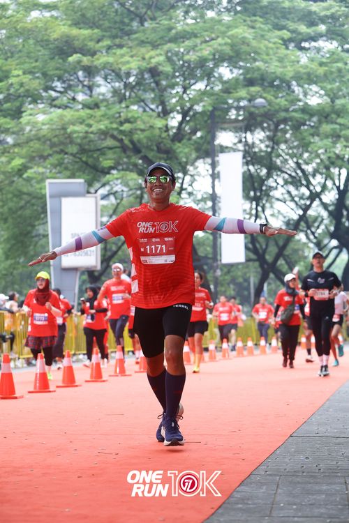 Race photo from ONE RUN 10K 2025
