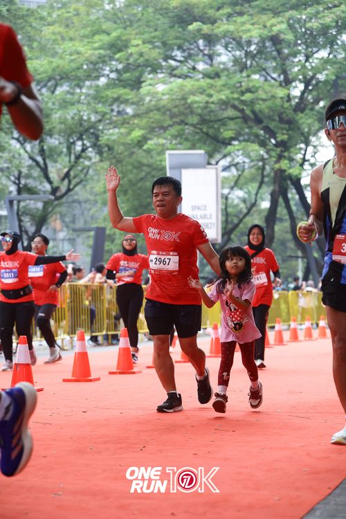 Race photo from ONE RUN 10K 2025