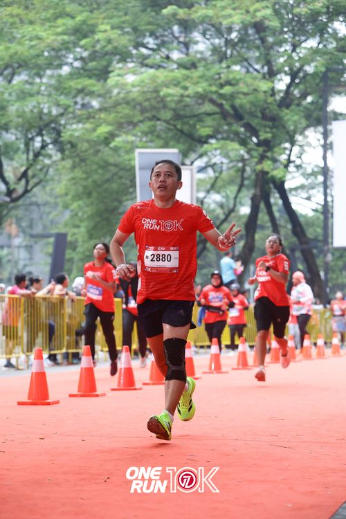 Race photo from ONE RUN 10K 2025