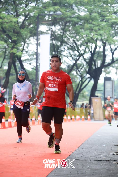 Race photo from ONE RUN 10K 2025