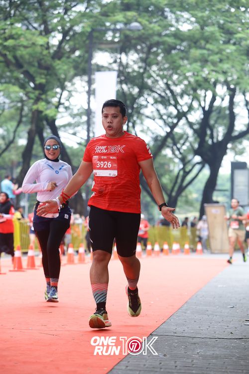 Race photo from ONE RUN 10K 2025