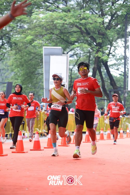 Race photo from ONE RUN 10K 2025