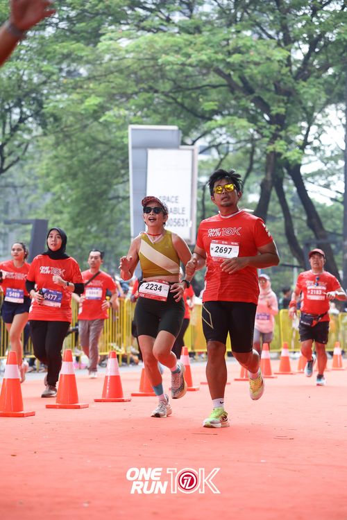 Race photo from ONE RUN 10K 2025