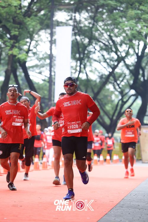 Race photo from ONE RUN 10K 2025