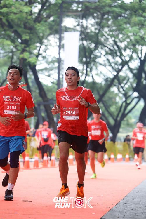 Race photo from ONE RUN 10K 2025