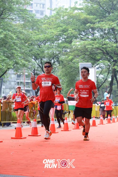 Race photo from ONE RUN 10K 2025