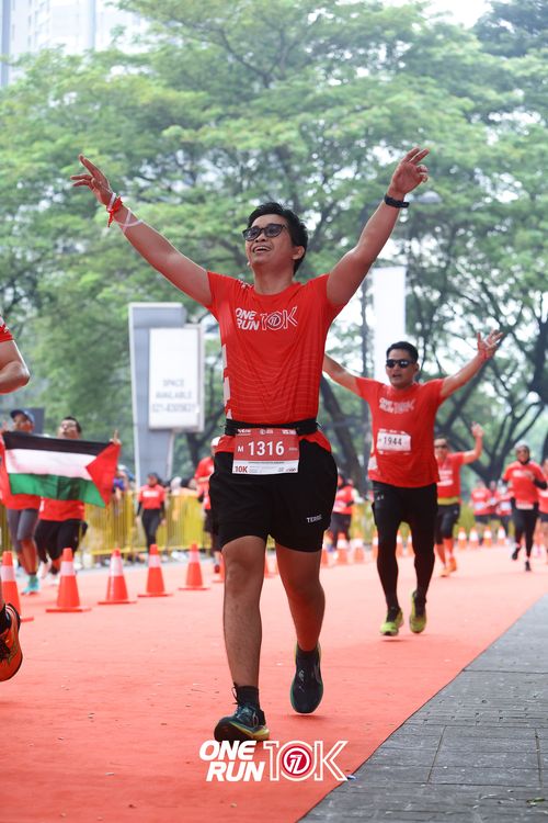 Race photo from ONE RUN 10K 2025