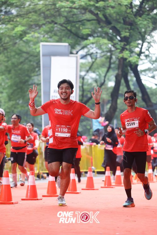 Race photo from ONE RUN 10K 2025