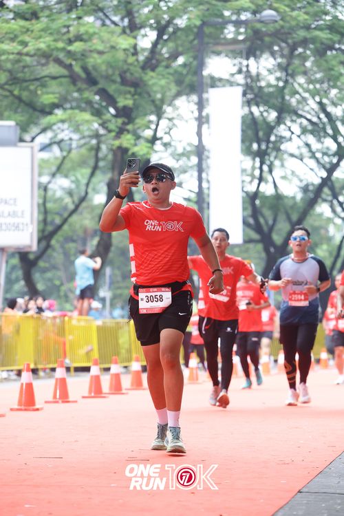 Race photo from ONE RUN 10K 2025