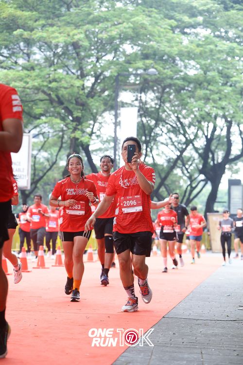 Race photo from ONE RUN 10K 2025