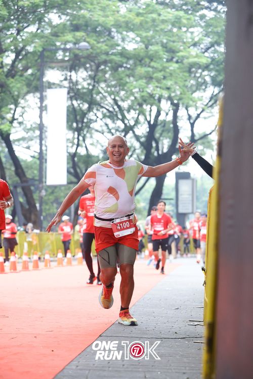 Race photo from ONE RUN 10K 2025