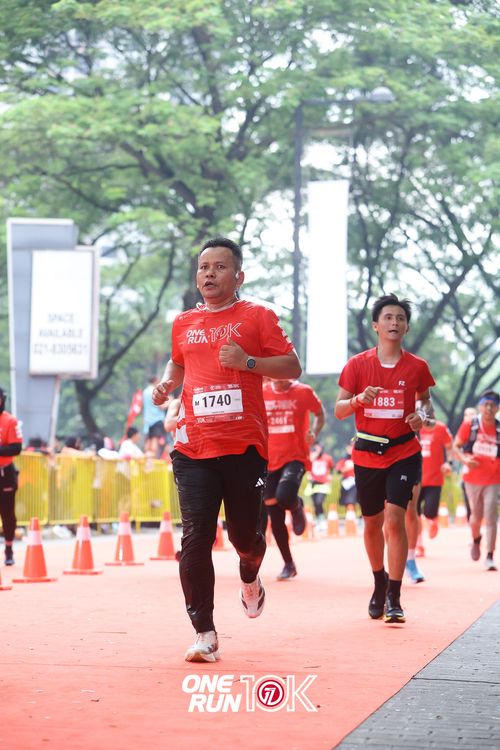 Race photo from ONE RUN 10K 2025