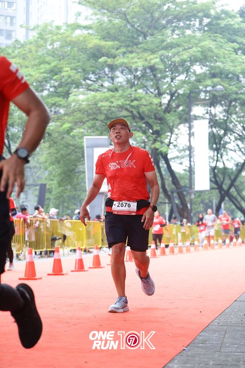 Race photo from ONE RUN 10K 2025