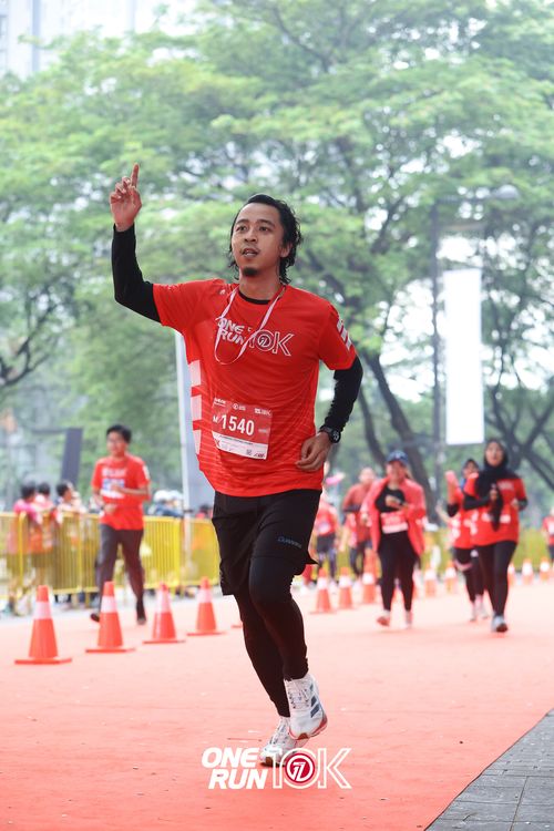 Race photo from ONE RUN 10K 2025