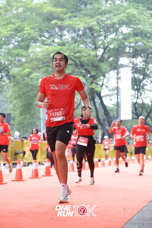 Race photo from ONE RUN 10K 2025