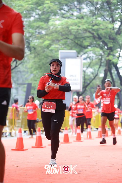 Race photo from ONE RUN 10K 2025
