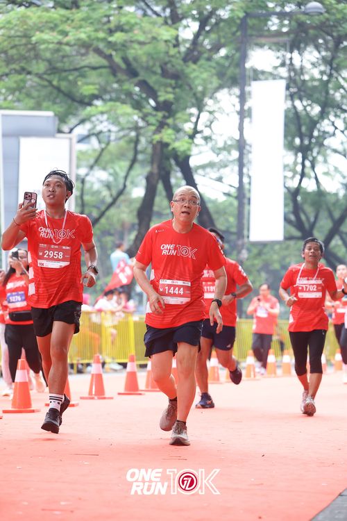 Race photo from ONE RUN 10K 2025