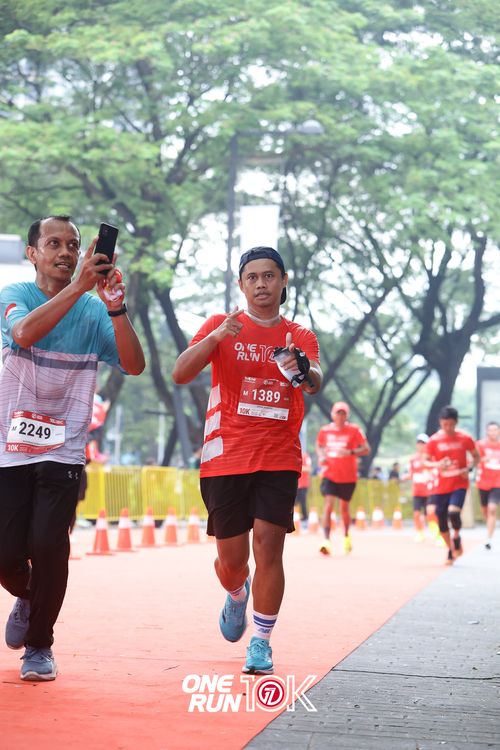 Race photo from ONE RUN 10K 2025