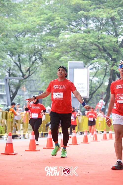 Race photo from ONE RUN 10K 2025