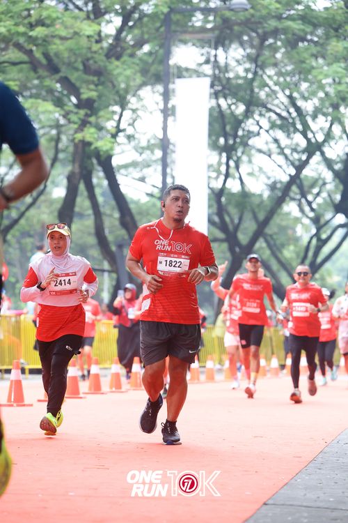 Race photo from ONE RUN 10K 2025
