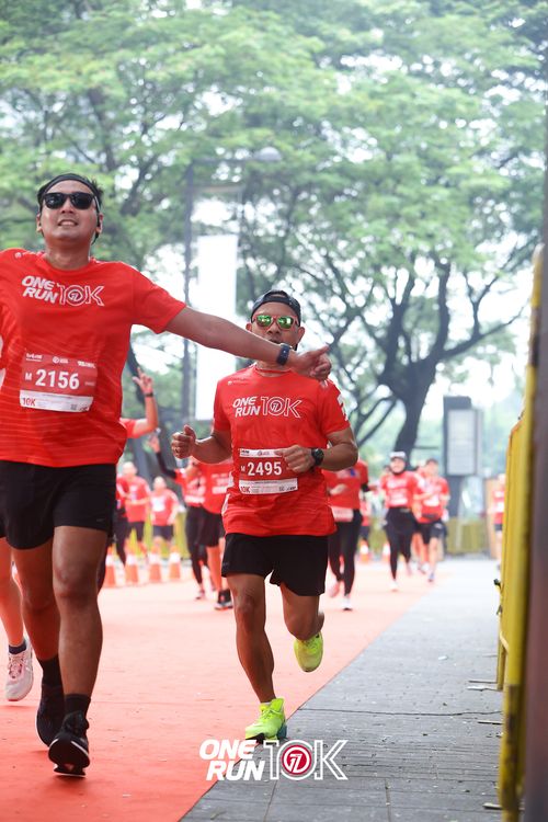 Race photo from ONE RUN 10K 2025