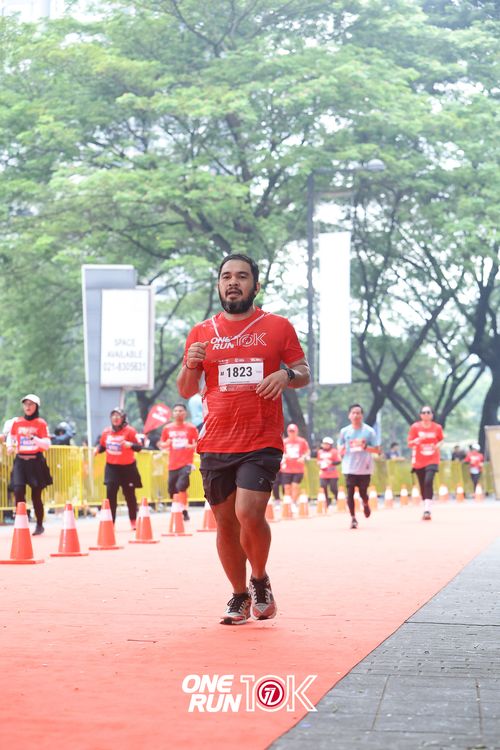 Race photo from ONE RUN 10K 2025