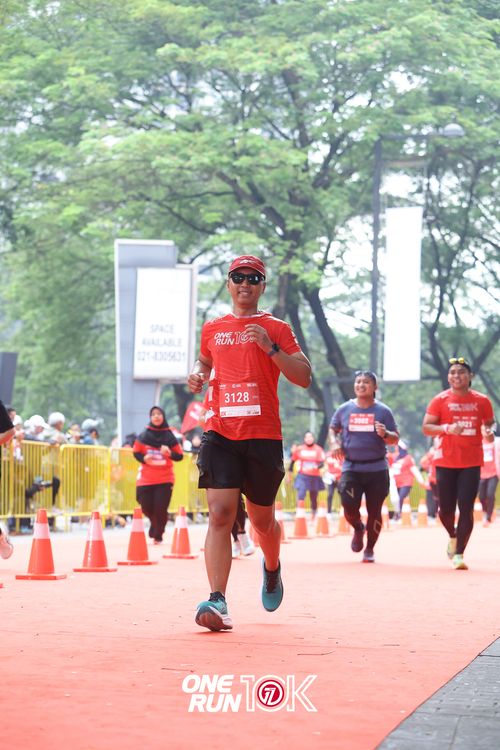 Race photo from ONE RUN 10K 2025