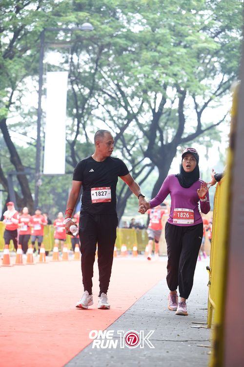 Race photo from ONE RUN 10K 2025