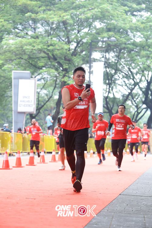 Race photo from ONE RUN 10K 2025