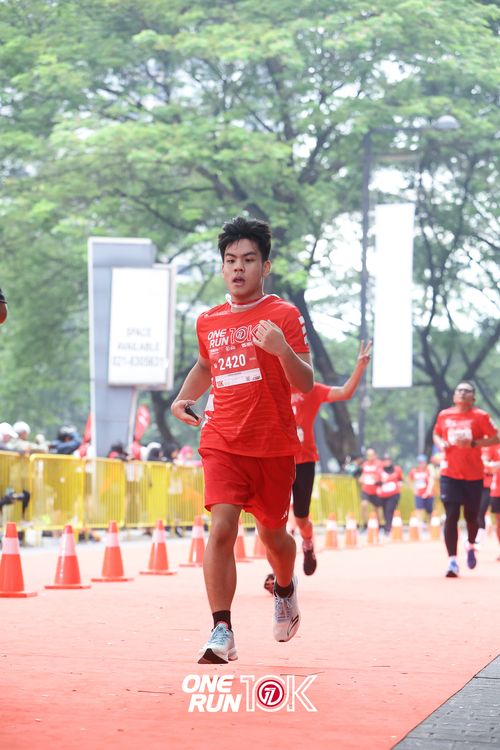 Race photo from ONE RUN 10K 2025
