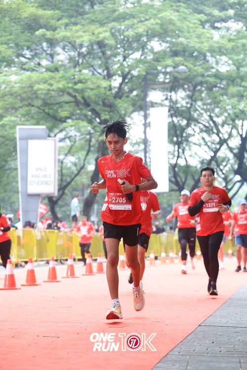 Race photo from ONE RUN 10K 2025