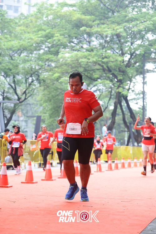 Race photo from ONE RUN 10K 2025