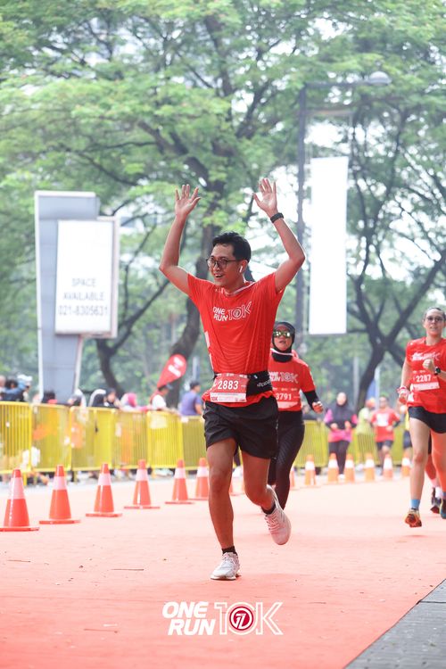 Race photo from ONE RUN 10K 2025