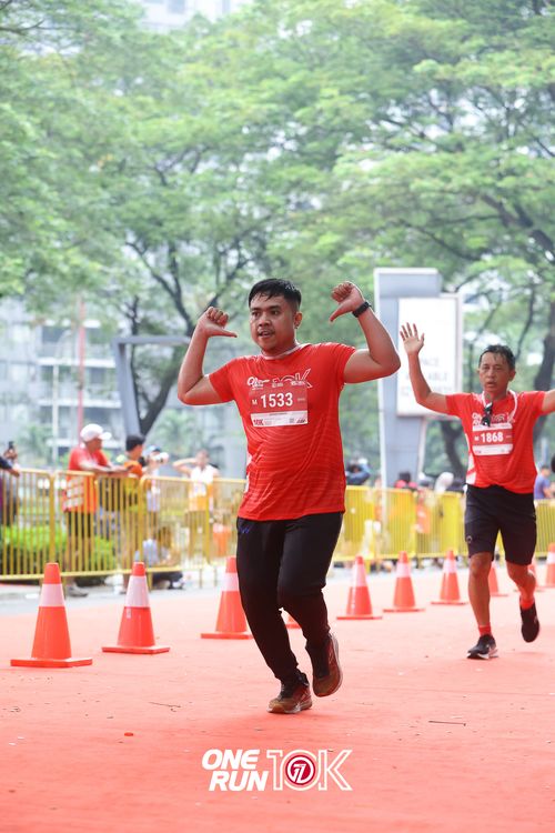 Race photo from ONE RUN 10K 2025