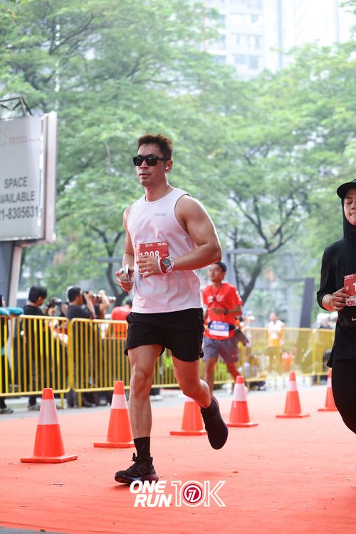 Race photo from ONE RUN 10K 2025