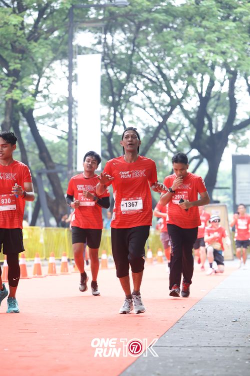 Race photo from ONE RUN 10K 2025