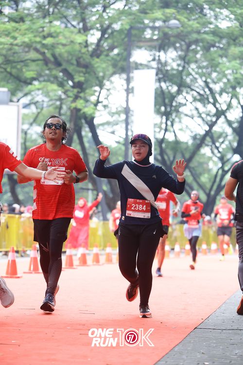 Race photo from ONE RUN 10K 2025