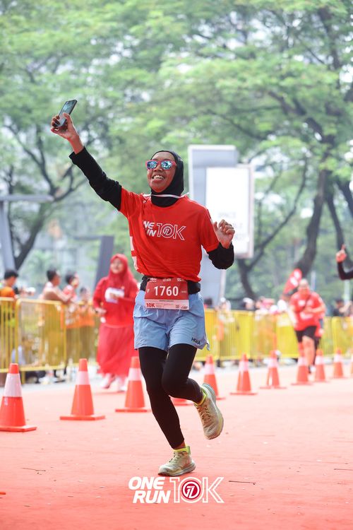 Race photo from ONE RUN 10K 2025