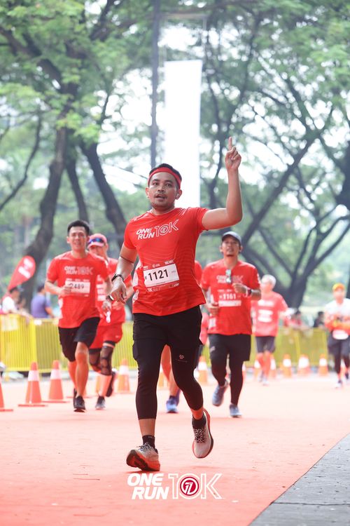 Race photo from ONE RUN 10K 2025