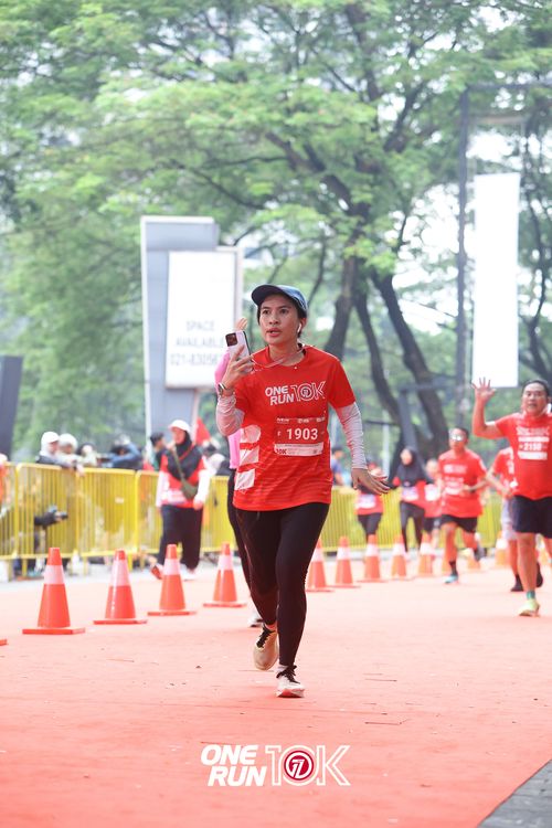 Race photo from ONE RUN 10K 2025