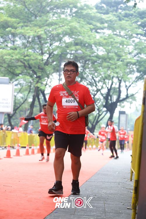 Race photo from ONE RUN 10K 2025