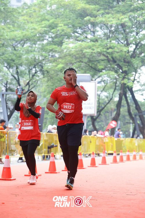 Race photo from ONE RUN 10K 2025