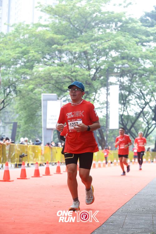 Race photo from ONE RUN 10K 2025