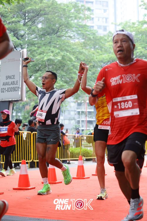 Race photo from ONE RUN 10K 2025
