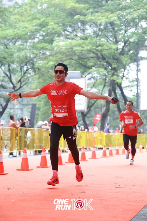 Race photo from ONE RUN 10K 2025