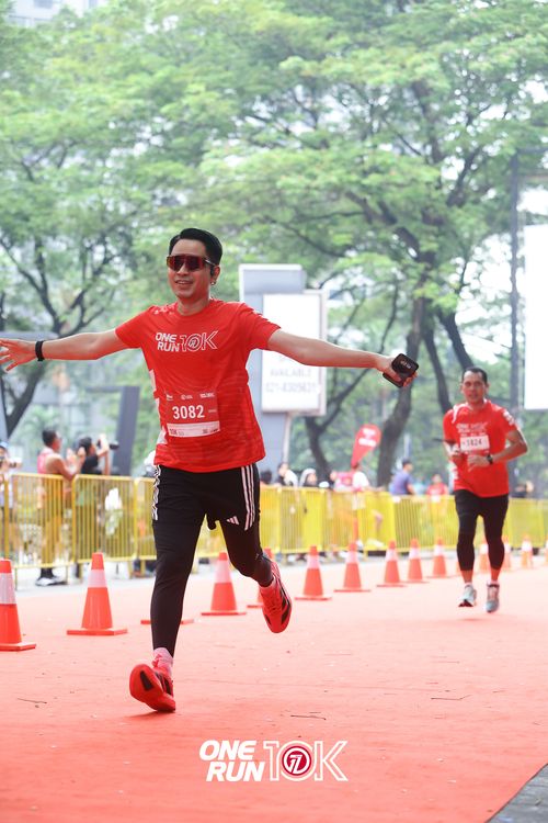 Race photo from ONE RUN 10K 2025